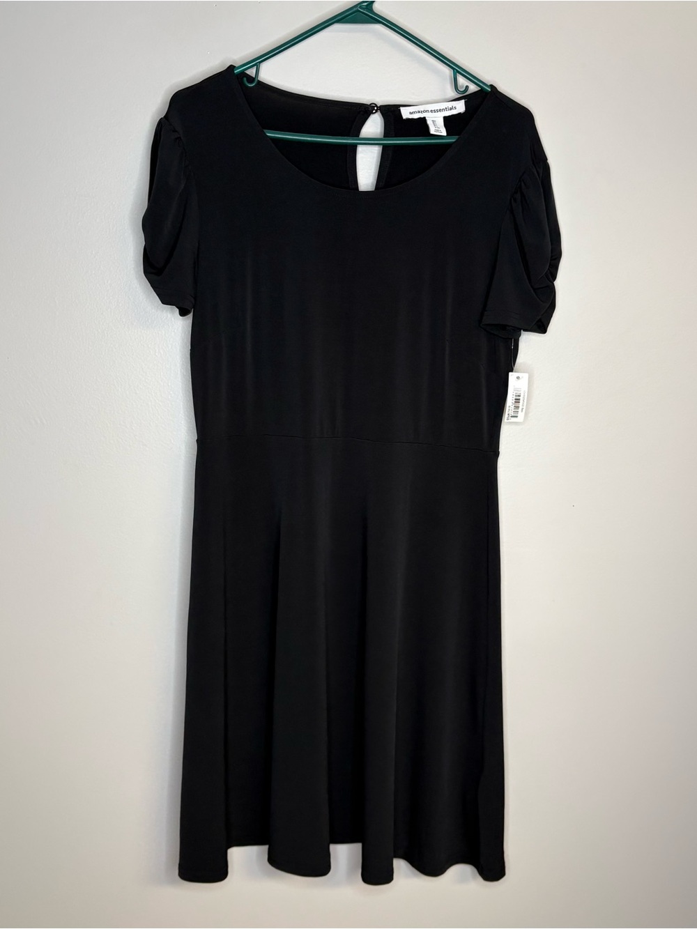 Amazon Essentials black Short Sleeve Fit-&-Flare Dress midi